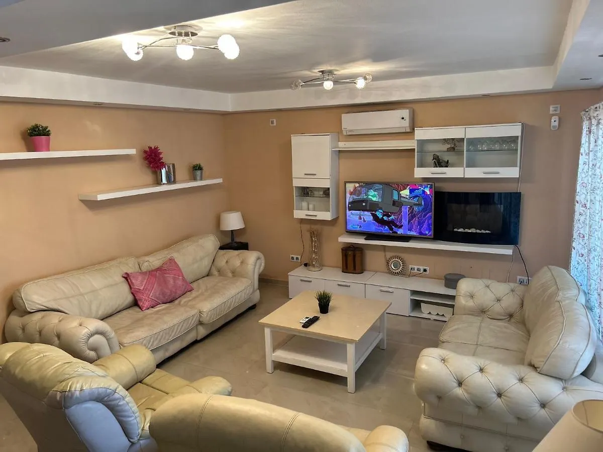 Coín Villa Calida בית נופש